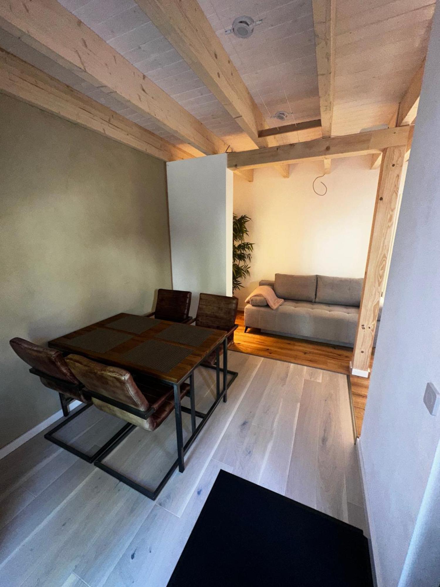 Ferienwohnung Stenja - Made Of Wood Dresda Esterno foto